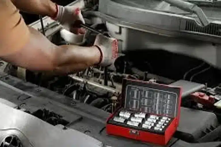 A Beginner’s Guide to Using Mechanic Tools Safely Mechanic Tools