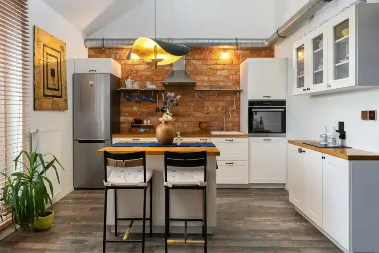 Smart Building Starts Here: 5 Things to Know Before You Hire a Homebuilder Smart Building Starts