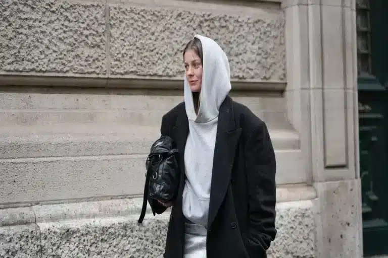 Essentials Hoodie: A Smart Choice for Everyday Fashion Essentials Hoodie